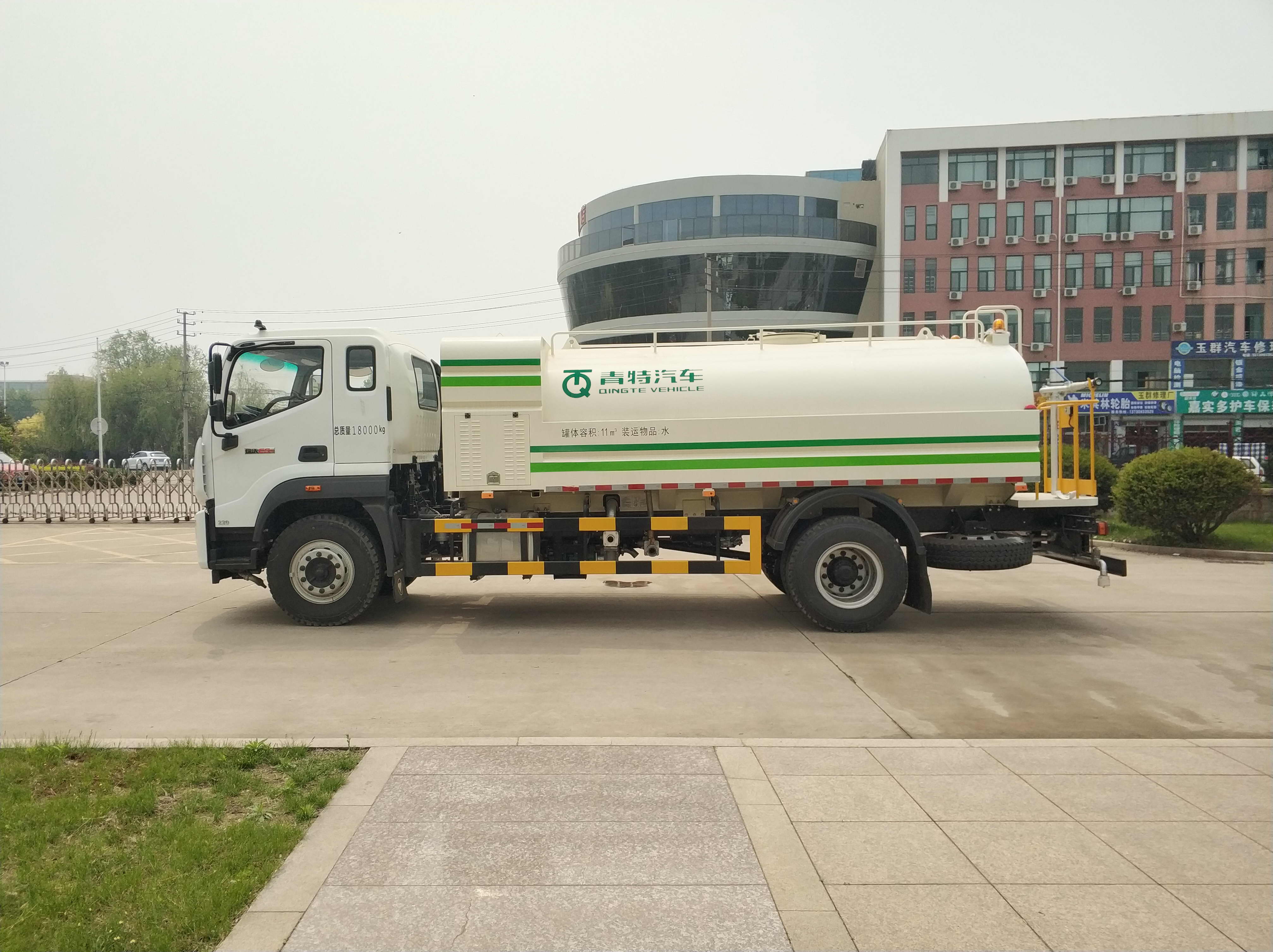 洗濯车（13方）QDT5180GQXA6